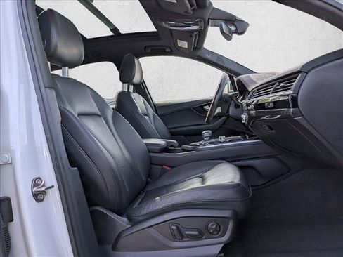 Used 2018 Audi Q7 3.0T Prestige AWD/4WD image 23