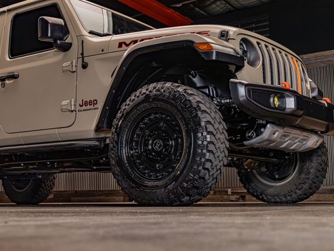 Used 2022 Jeep Gladiator Mojave w/ LED Lighting Group image 13