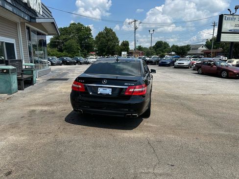 Used 2011 Mercedes-Benz E 63 AMG Sedan image 5