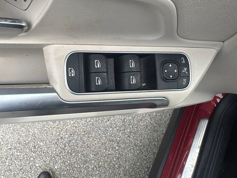 Used 2021 Mercedes-Benz GLB 250 4MATIC image 22