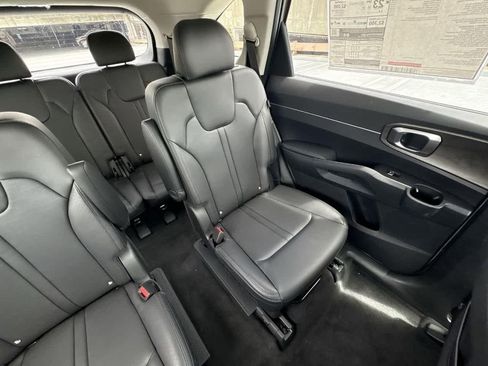 New 2025 Kia Sorento X-Line EX image 15