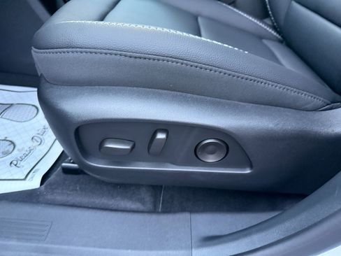 New 2026 GMC Terrain Denali w/ LPO, Floor Liner Package image 24