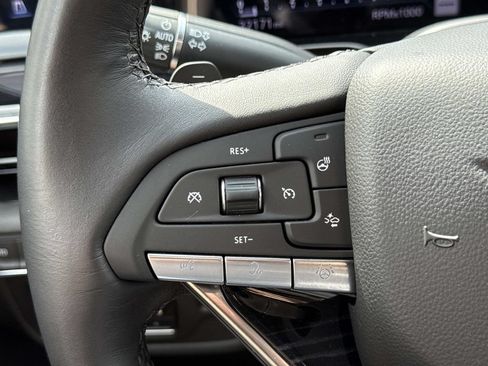 Used 2024 Cadillac Escalade Sport w/ Touring Package AWD/4WD image 38
