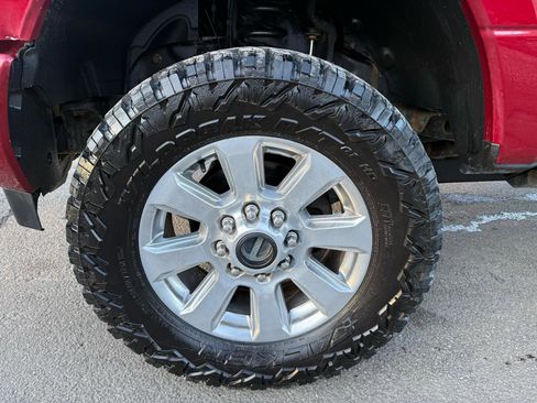 Used 2018 Ford F250 Platinum w/ Platinum Ultimate Package image 5