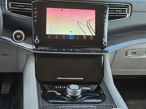 Used 2022 Jeep Wagoneer Series II image 34