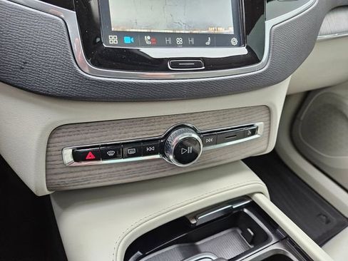 Certified 2024 Volvo XC90 T8 Plus w/ Protection Package Premier AWD/4WD image 28