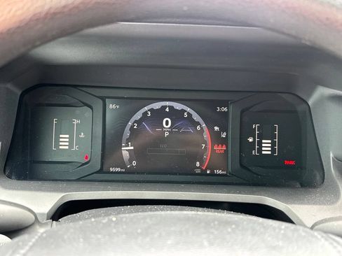 Used 2025 Toyota Tacoma SR5 AWD/4WD image 12