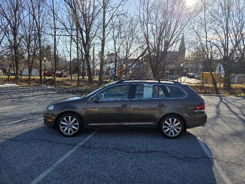 Used 2014 Volkswagen Jetta SE image 3