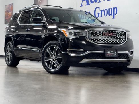 Used 2019 GMC Acadia Denali image 1