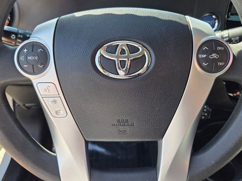 Used 2017 Toyota Prius C Three FWD image 27