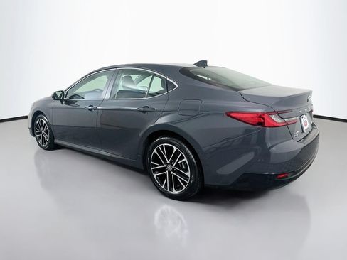 Used 2026 Toyota Camry XLE AWD/4WD image 7