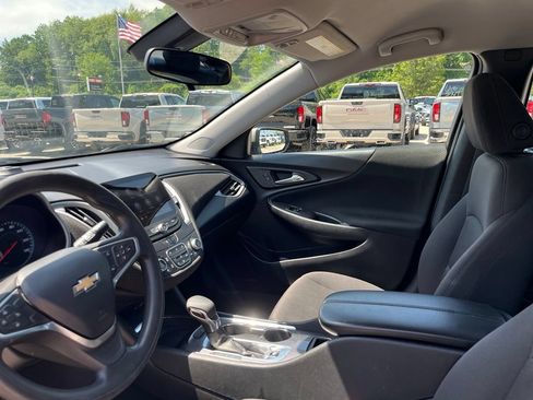 Used 2022 Chevrolet Malibu LT FWD image 20