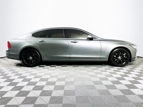Used 2018 Volvo S90 T6 Momentum w/ Convenience Package image 7