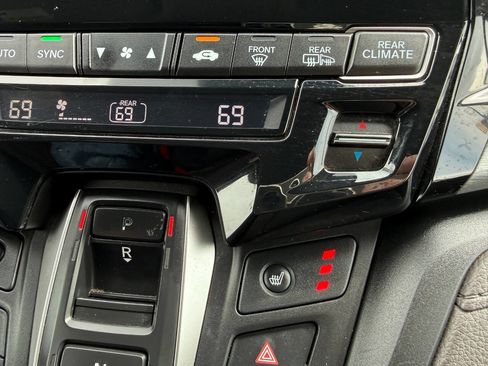 Used 2019 Honda Odyssey EX image 44