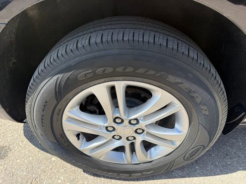 Used 2019 Buick Enclave Essence w/ Trailering Package, 5000 lbs. AWD/4WD image 11
