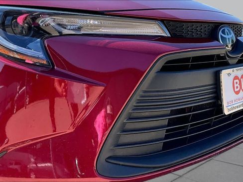 Used 2025 Toyota Corolla LE FWD image 28