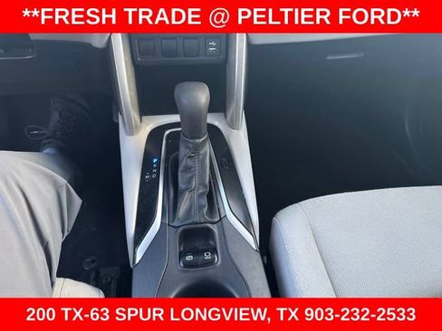 Used 2022 Toyota Corolla Cross L FWD image 17