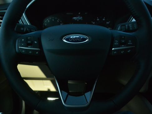 Used 2020 Ford Escape SEL AWD/4WD image 15