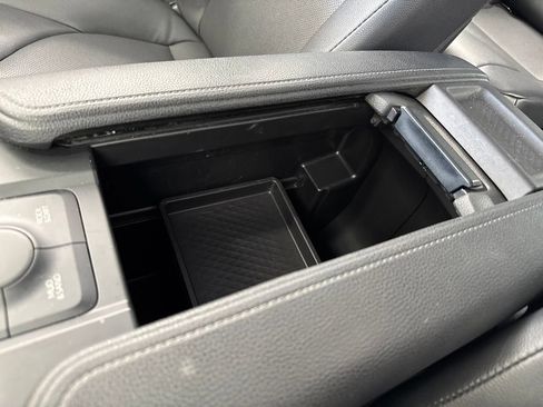 Certified 2025 Toyota Grand Highlander AWD image 30