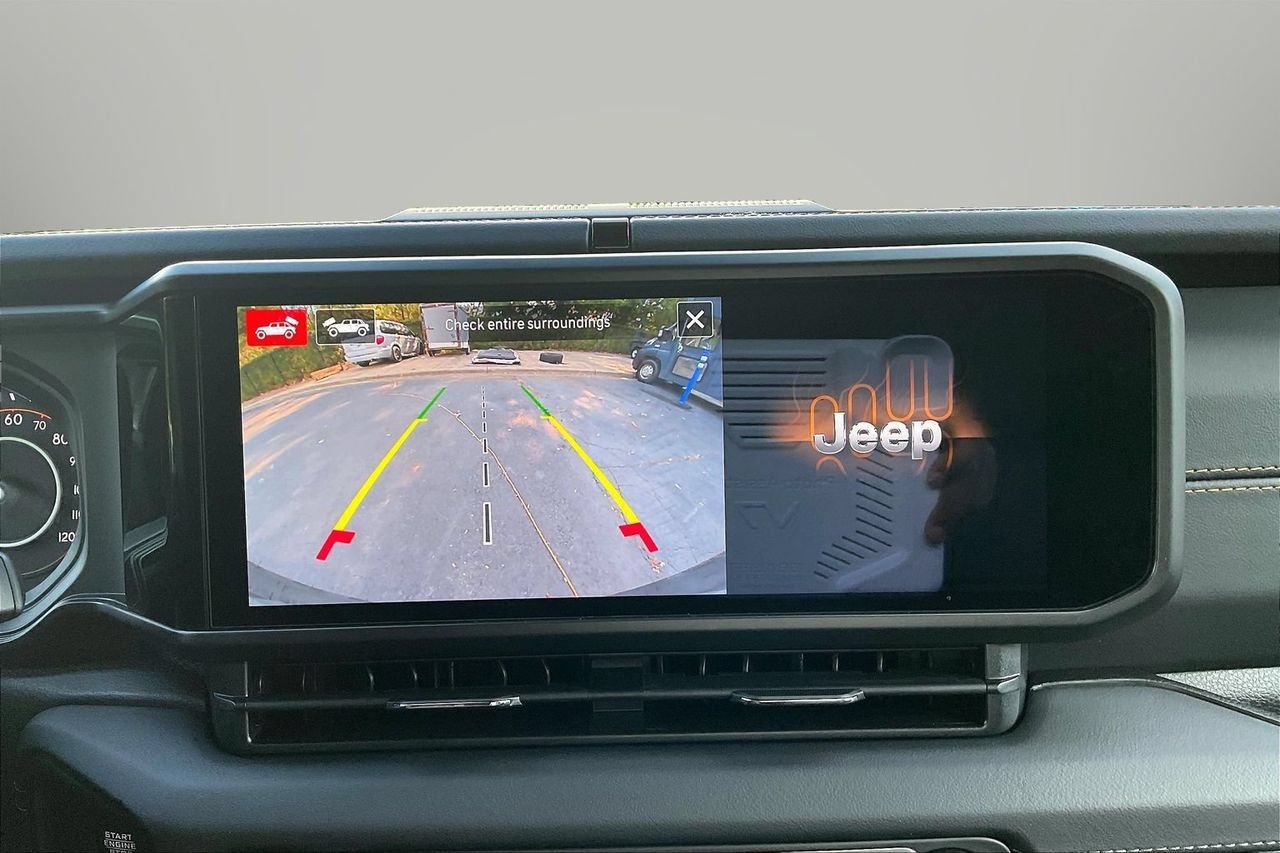 New 2026 Jeep Wrangler Unlimited Sahara AWD/4WD image 14