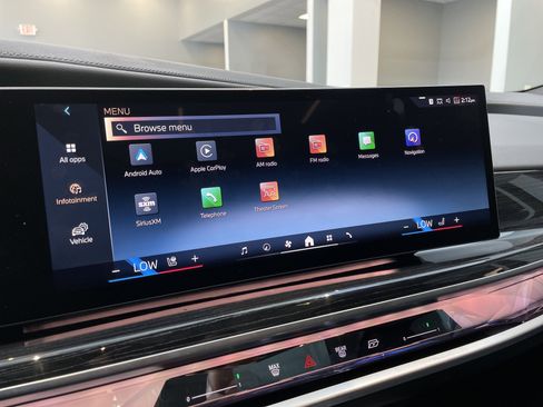 Used 2023 BMW 740i RWD image 26