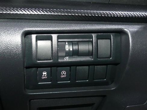 Used 2023 Subaru Crosstrek 2.0i Premium image 28