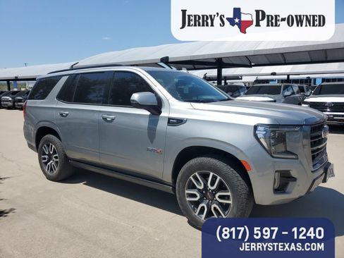 Used 2024 GMC Yukon AT4 w/ Technology Package AWD/4WD image 5