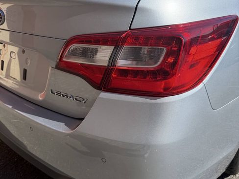Used 2018 Subaru Legacy 2.5i Limited AWD/4WD image 13