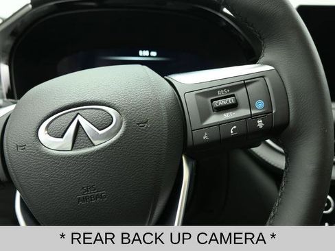 Certified 2025 INFINITI QX60 Luxe image 12