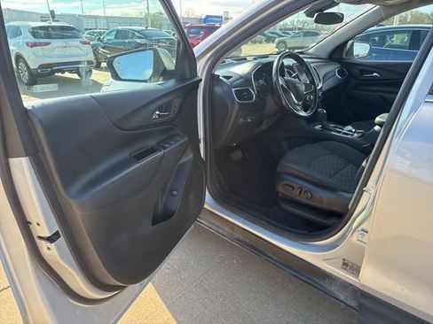 Used 2020 Chevrolet Equinox LT image 9