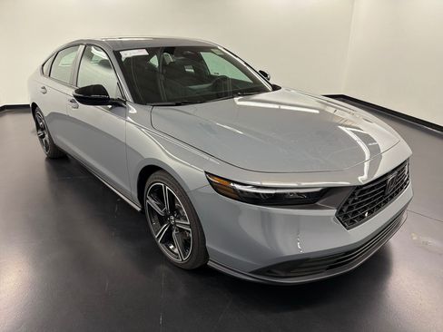New 2025 Honda Accord Sport image 7