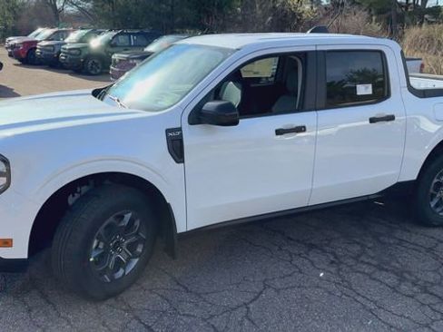 New 2026 Ford Maverick XLT AWD/4WD image 6