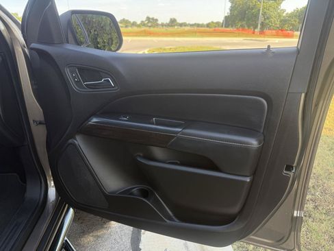 Used 2016 GMC Canyon SLE w/ SLE Convenience Package AWD/4WD image 34