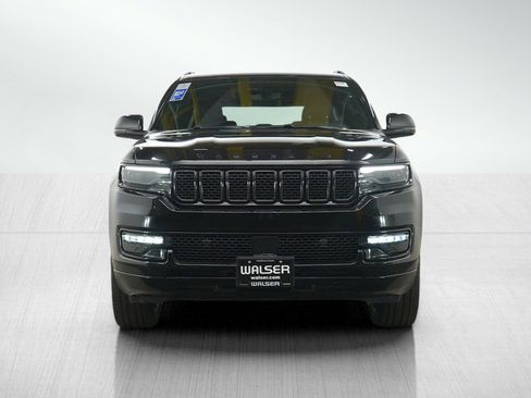Used 2024 Jeep Wagoneer Series II AWD/4WD image 8