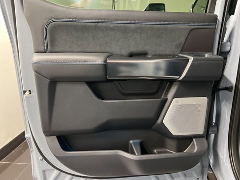 New 2026 Ford F250 Platinum image 38