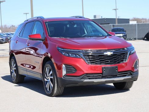 Used 2024 Chevrolet Equinox Premier image 4