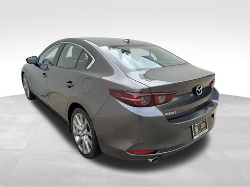 Used 2019 MAZDA MAZDA3 Sedan w/ Premium Package FWD image 4