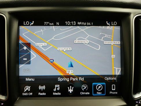 Used 2020 Maserati Levante AWD/4WD image 19