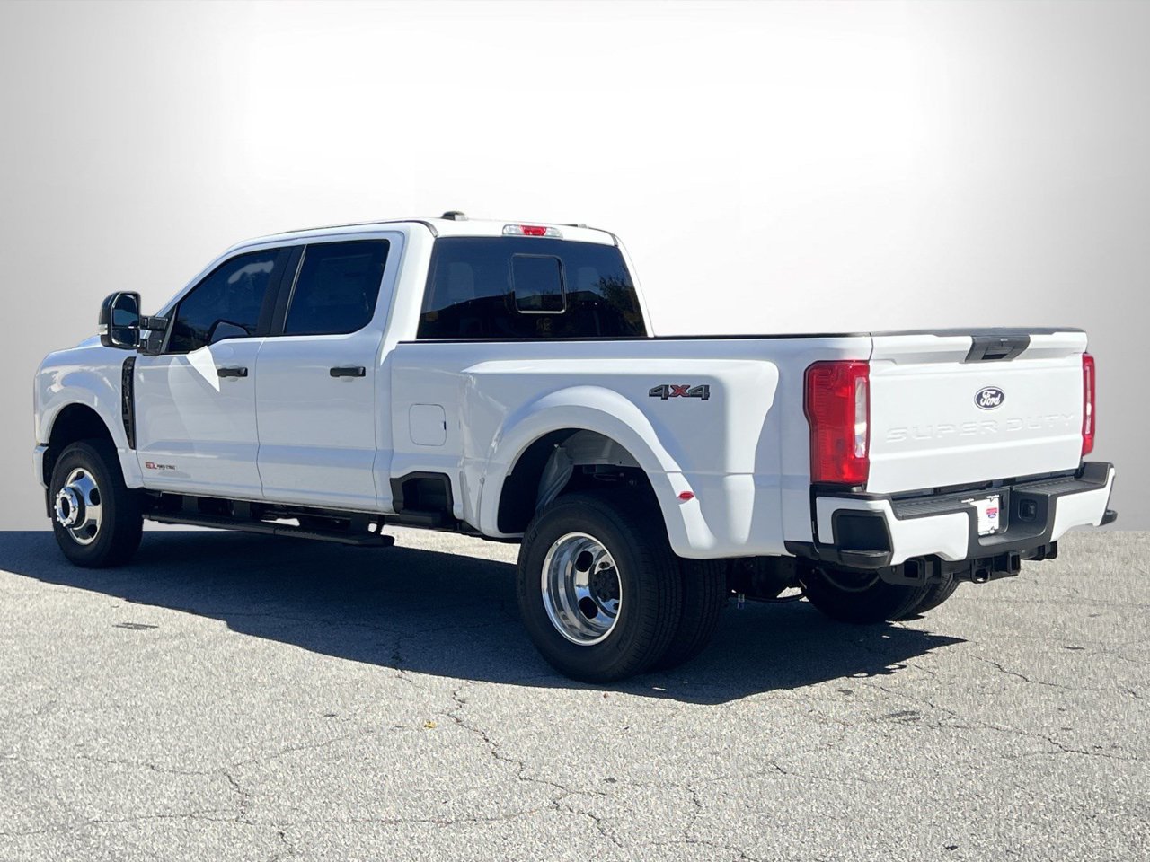 New 2027 Ford F350 XL w/ STX Appearance Package AWD/4WD image 21