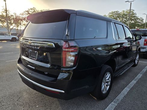 Used 2024 Chevrolet Suburban LT AWD/4WD image 3