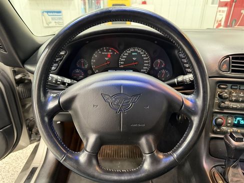 Used 1999 Chevrolet Corvette Coupe w/ Performance Handling Pkg RWD image 8
