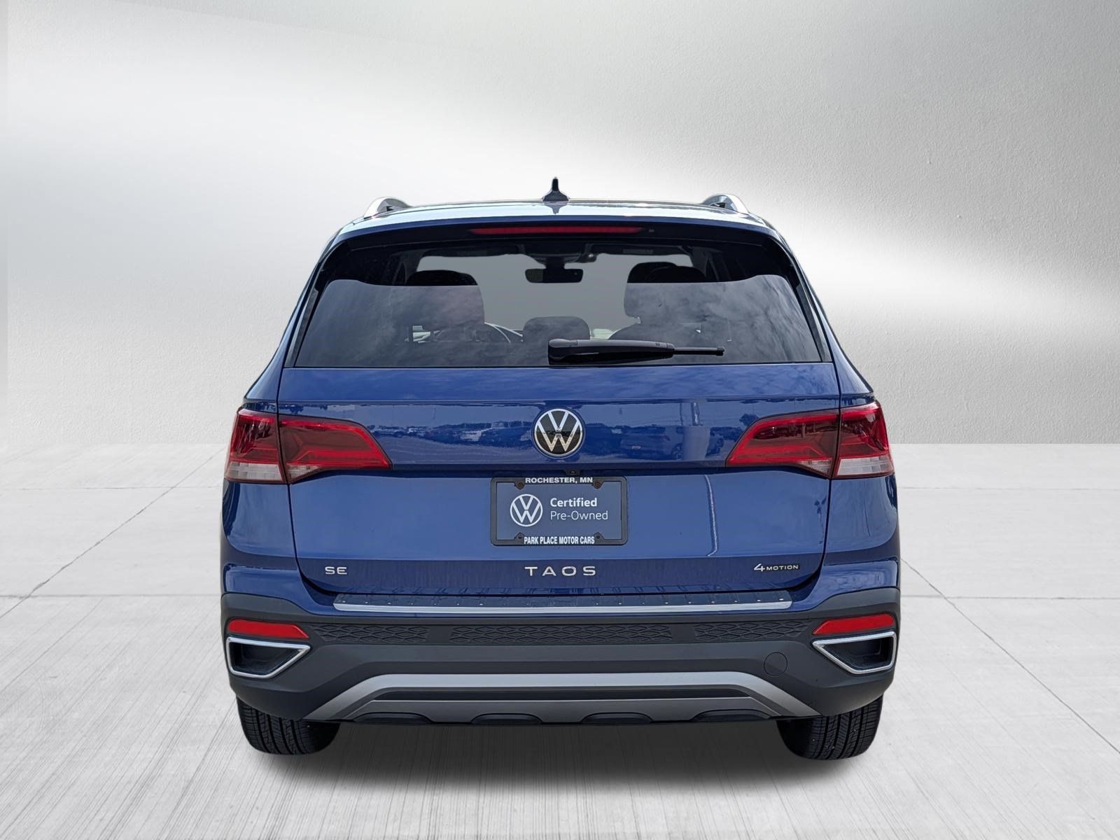 Certified 2024 Volkswagen Taos SE AWD/4WD image 6