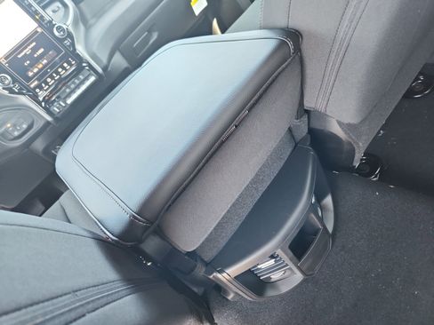 New 2025 RAM 2500 Tradesman image 33