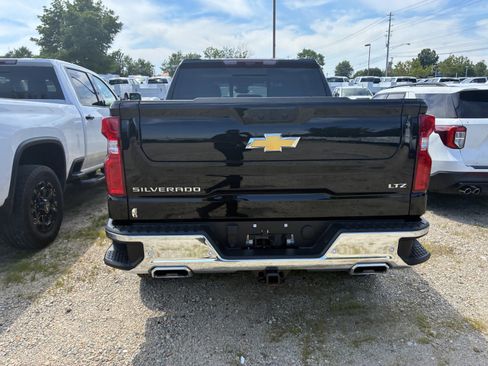 Used 2026 Chevrolet Silverado 1500 LTZ w/ LTZ Premium Package AWD/4WD image 7
