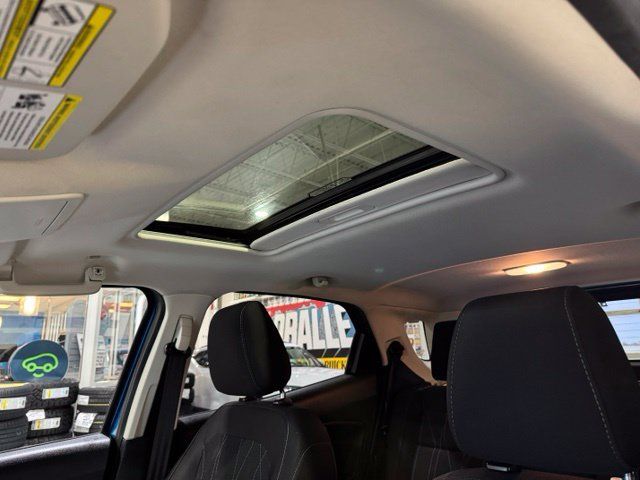 Used 2018 Ford EcoSport SE w/ SE Convenience Package FWD image 8