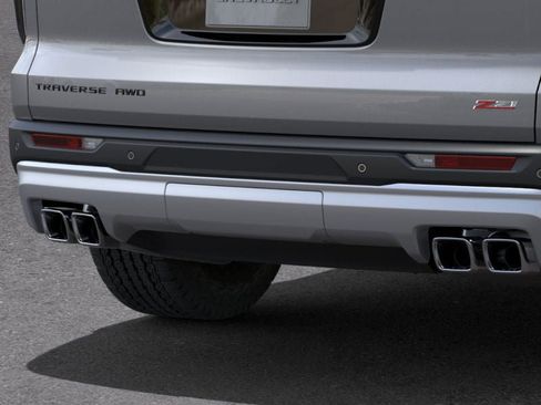 New 2025 Chevrolet Traverse Z71 w/ Enhanced Driving Package image 14