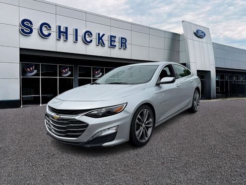 Used 2021 Chevrolet Malibu LT FWD image 4