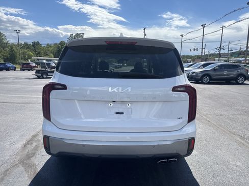 Used 2023 Kia Telluride S w/ S Sunroof Package AWD/4WD image 4