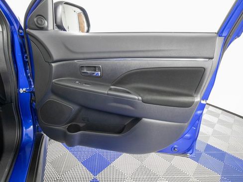 Used 2024 Mitsubishi Outlander Sport LE image 15