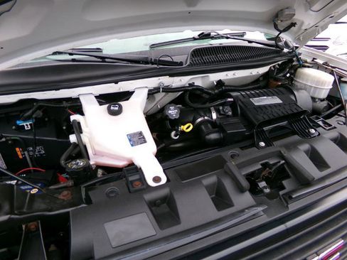 Used 2019 GMC Savana 3500 LS w/ Cold Climate Package RWD image 40